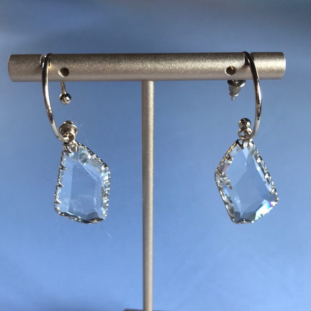 New! Clear Drop Earrings - Picture 7 of 13